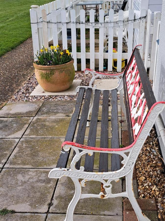 Beside The Sea Chalet, Mablethorpe Eksteriør bilde